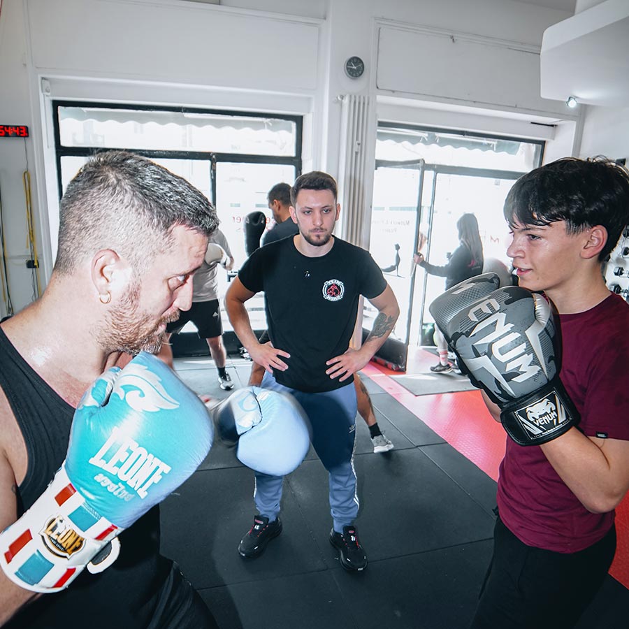 Lezioni Small Group - JMFIT Academy - Milano - ci prendiamo cura del tuo benessere